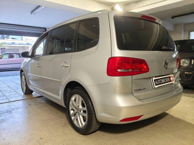 Volkswagen Touran 2.0 TDI 140 CV DSG Highline (4)