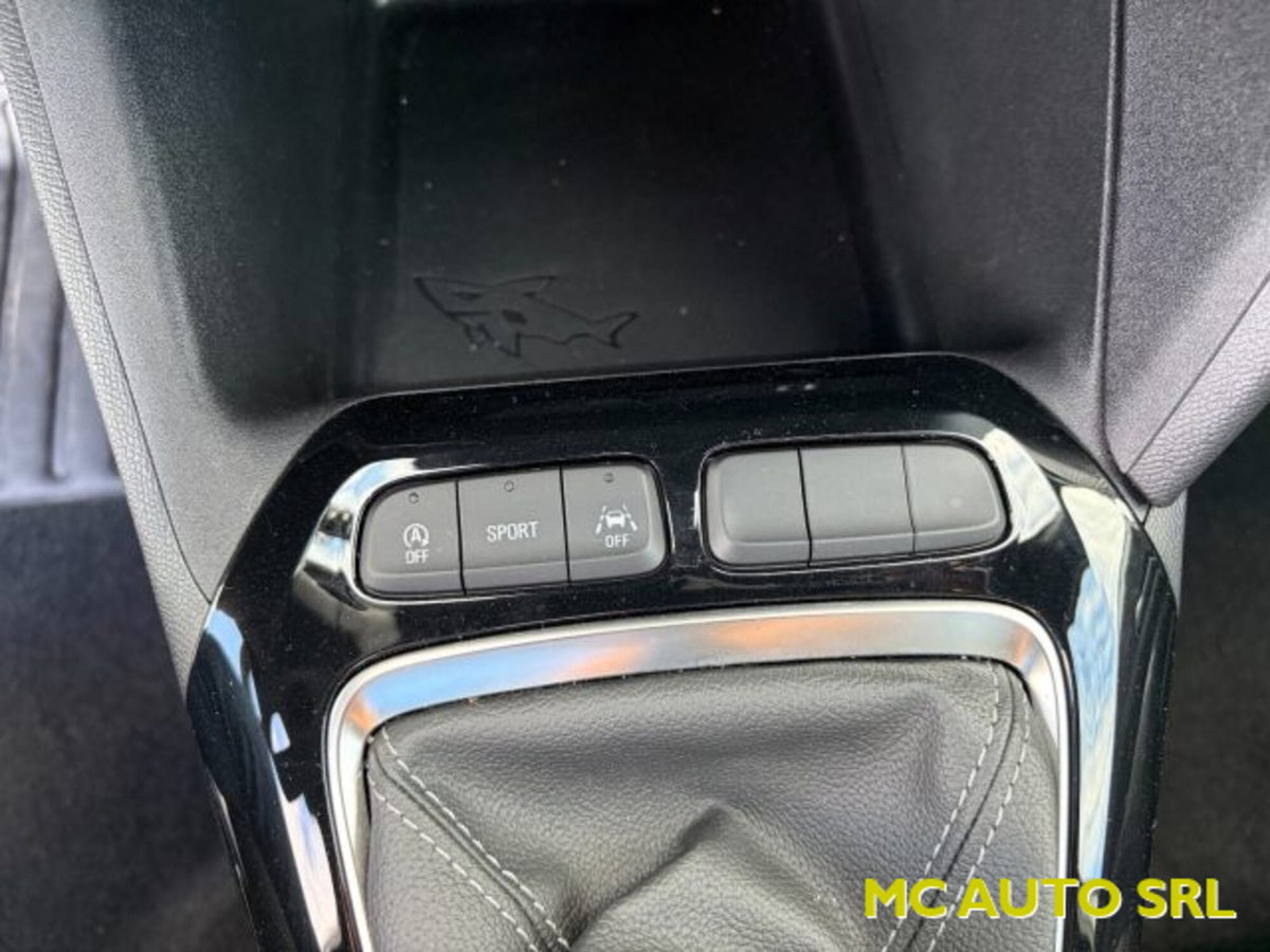 Opel Corsa 1.2 100 CV GS Line (12)