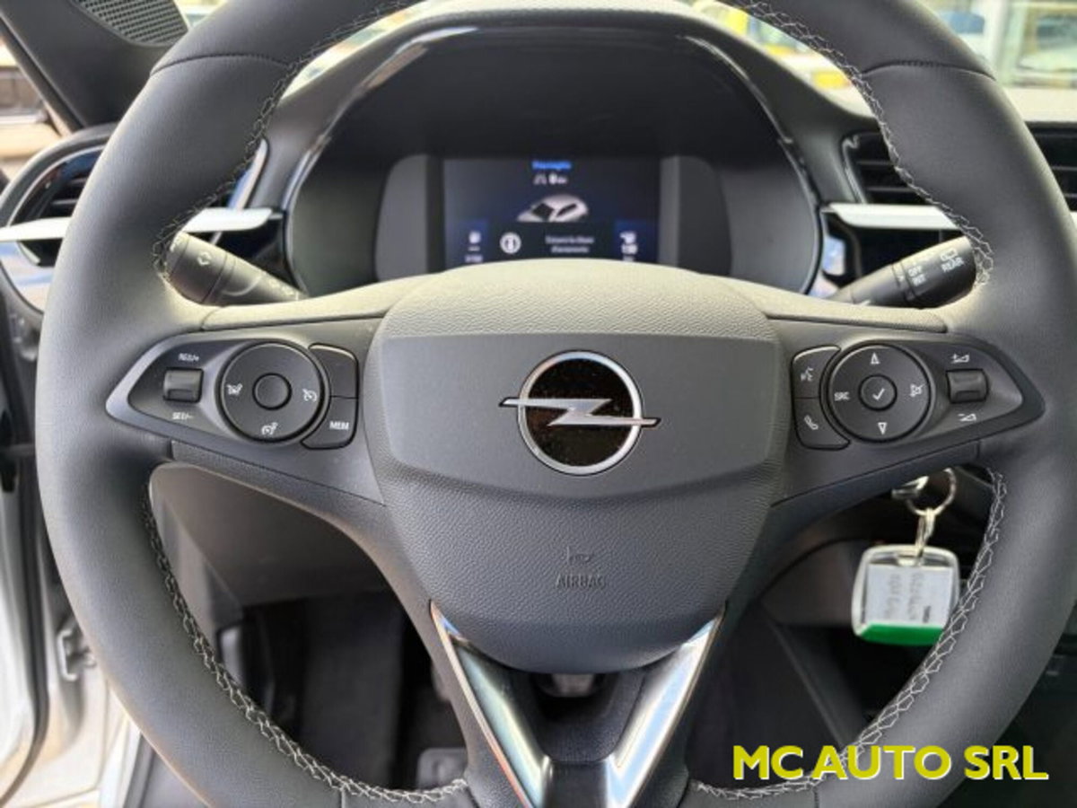Opel Corsa 1.2 100 CV GS Line (13)
