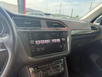 Volkswagen Tiguan 1.6 TDI SCR Business BlueMotion Technology (11)