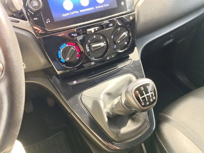 Lancia Ypsilon 1.0 FireFly 5 porte S&S Hybrid Gold Plus (12)