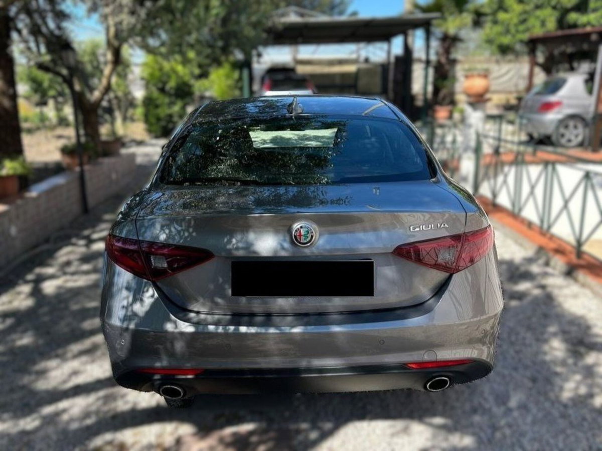 Alfa Romeo Giulia 2.2 Turbodiesel 150 CV AT8 Super (3)