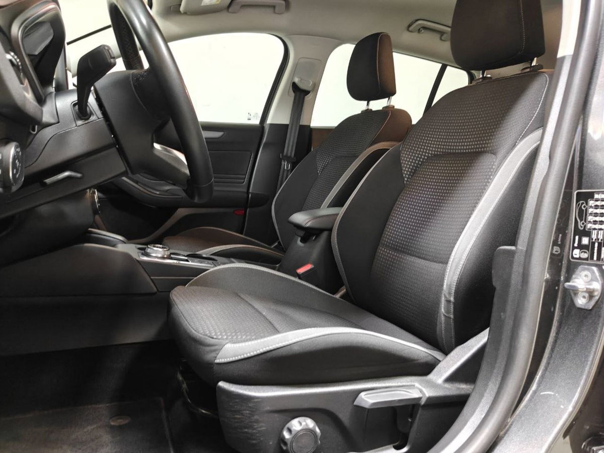 Ford Focus Station Wagon 1.5 EcoBlue 120 CV automatico SW Business (7)