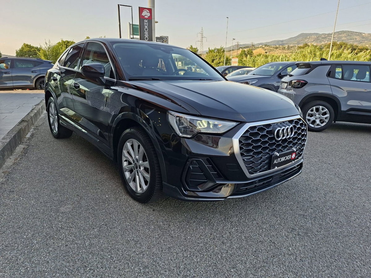 Audi Q3 Sportback 35 TDI quattro S tronic Business Plus (2)