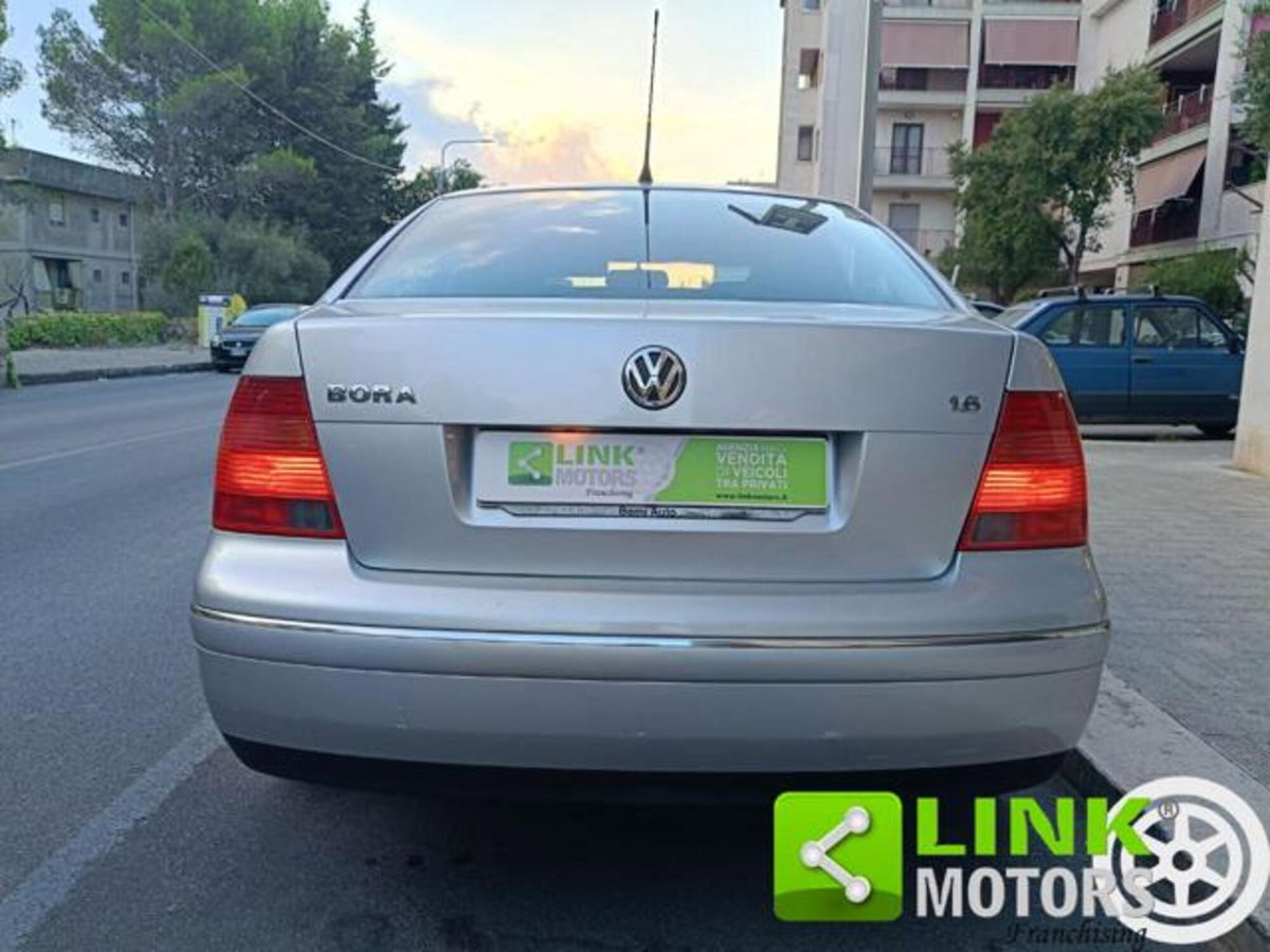 Volkswagen Bora 16V cat Trendline (10)