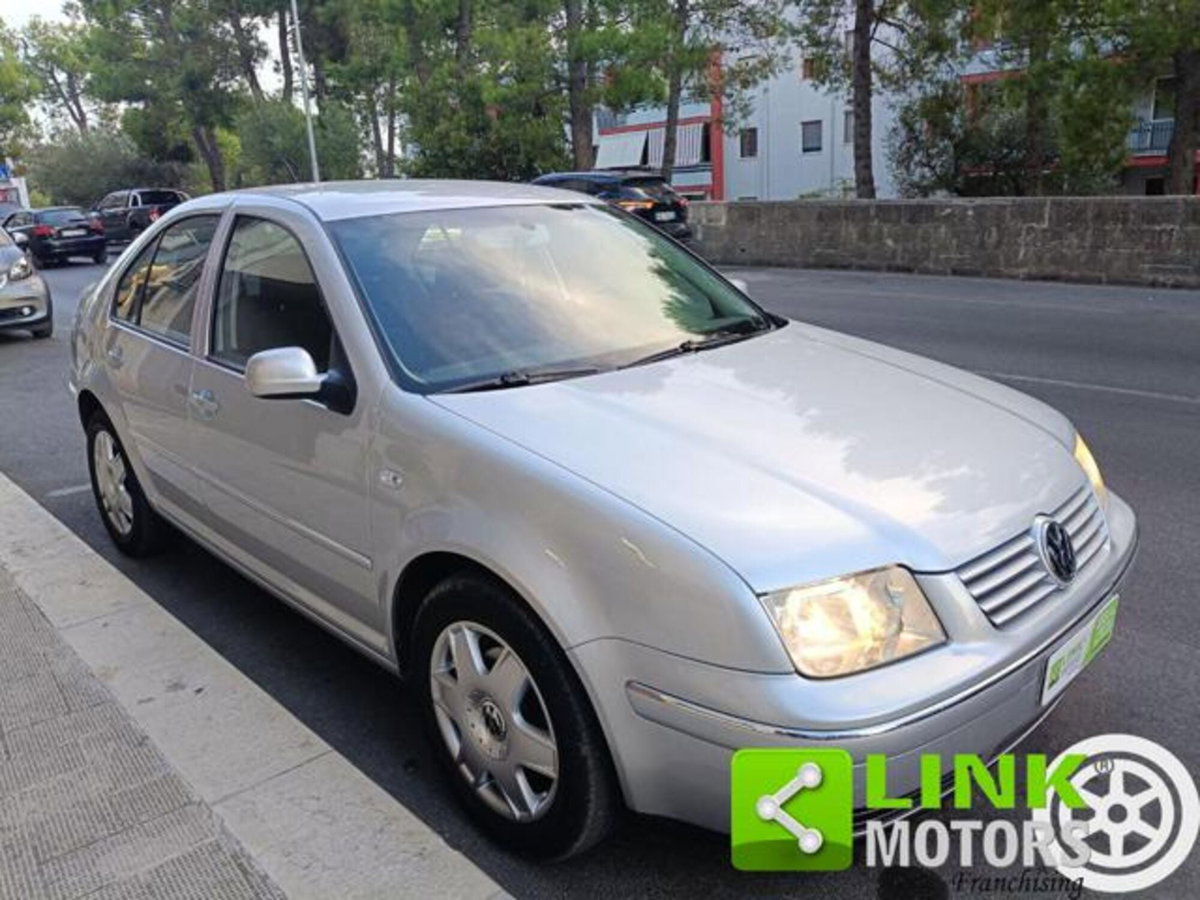 Volkswagen Bora 16V cat Trendline (18)