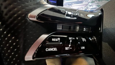 Mercedes-Benz Classe A Sedan 180 d AMG Line Premium Plus auto (12)
