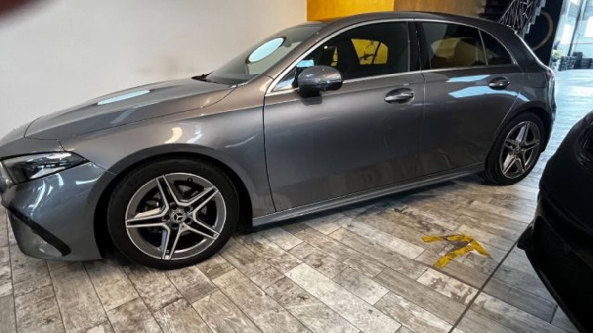 Mercedes-Benz Classe A Sedan 180 d AMG Line Premium Plus auto (3)