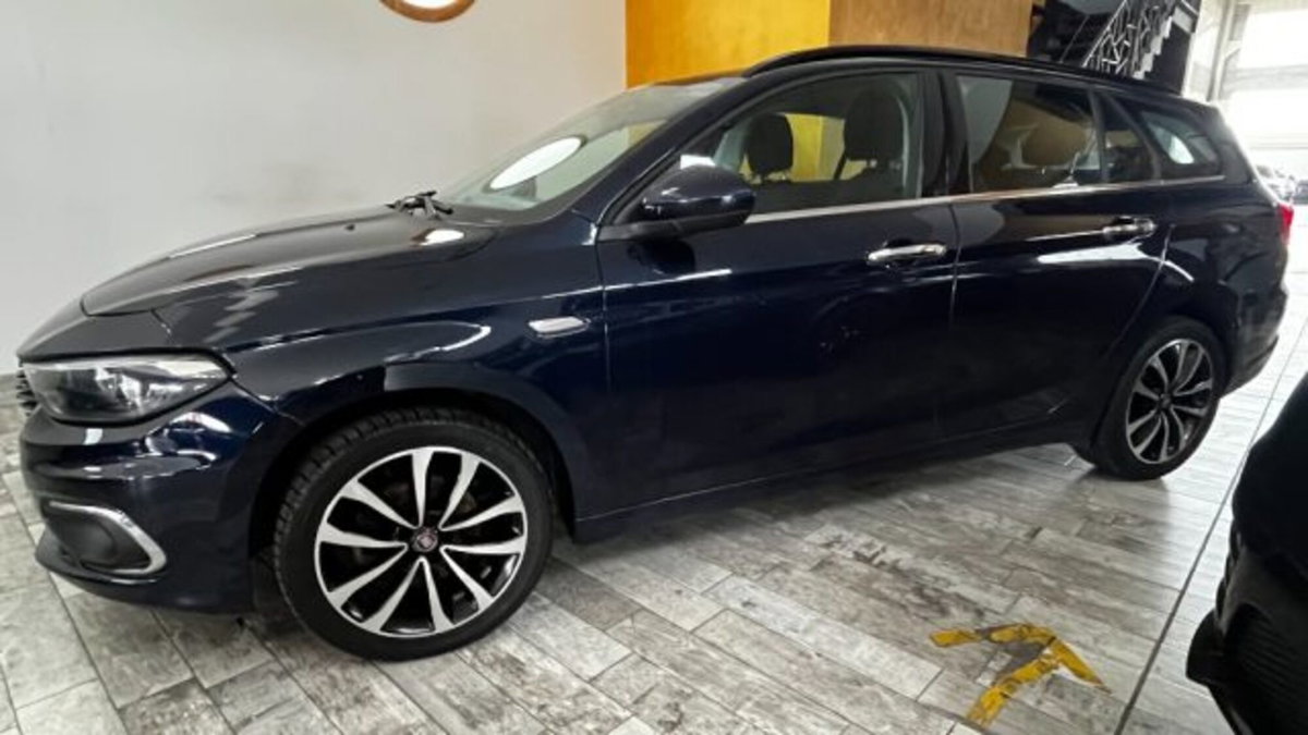 Fiat Tipo Station Wagon Tipo 1.6 Mjt S&S DCT SW Easy (3)