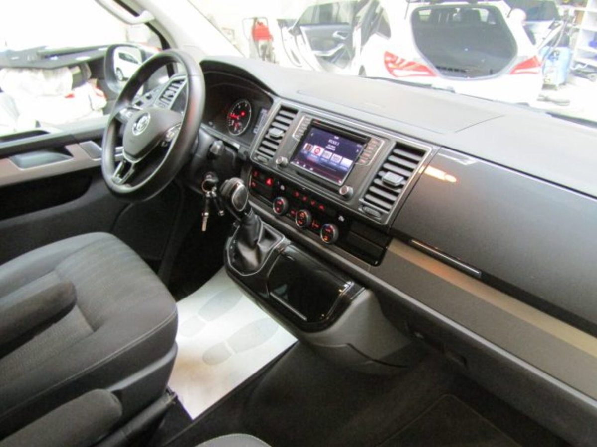 Volkswagen Multivan 2.0 tdi Space 150cv dsg 7p.ti (20)