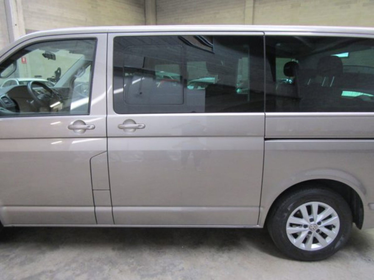 Volkswagen Multivan 2.0 tdi Space 150cv dsg 7p.ti (9)