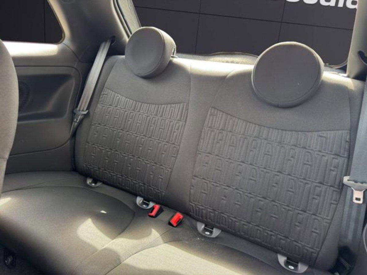 Fiat 500 1.0 Hybrid Club (12)