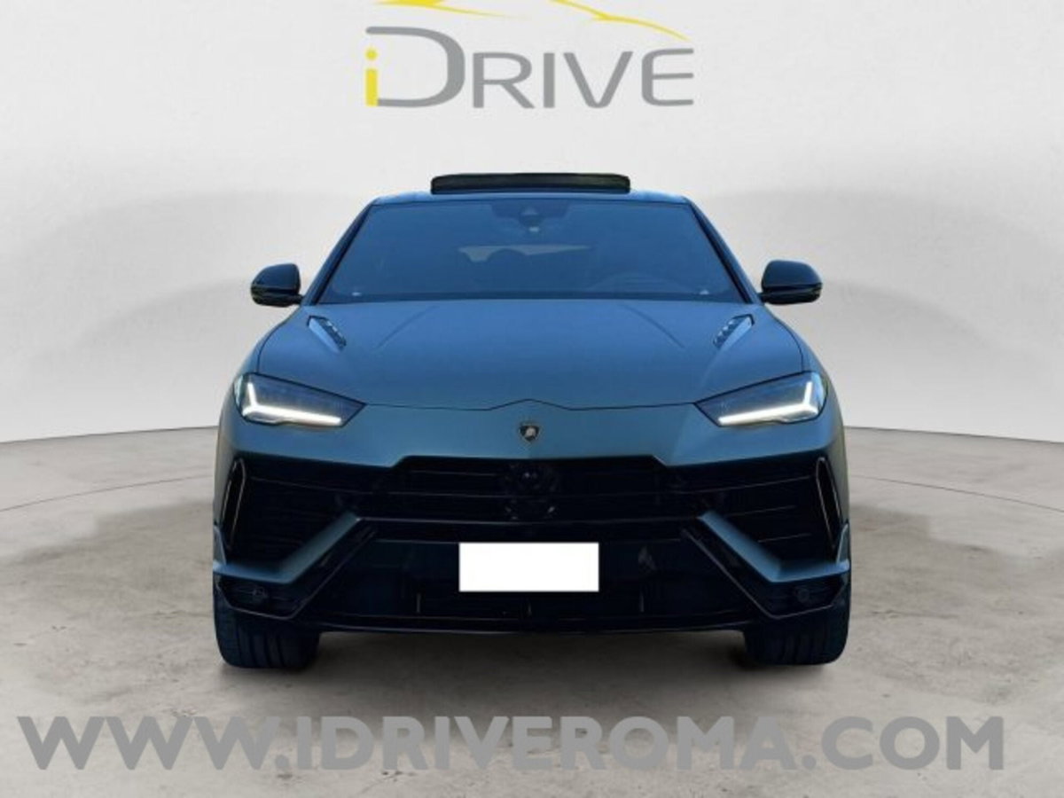Lamborghini Urus 4.0 V8 S auto (2)