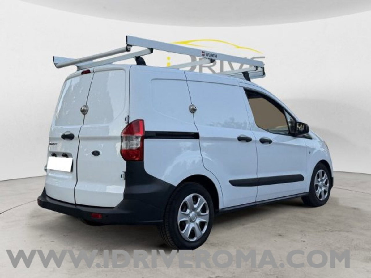 Ford Transit Courier 1.5 TDCi 75CV  Entry (4)