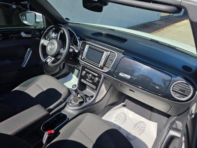 Volkswagen Maggiolino Cabrio 1.2 TSI Design (13)