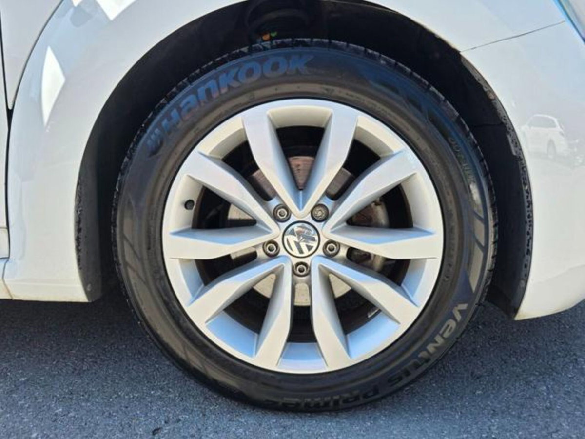 Volkswagen Maggiolino Cabrio 1.2 TSI Design (15)