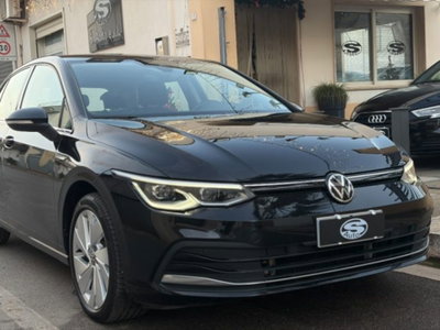 Volkswagen Golf Variant 2.0 tdi Style 150cv dsg (2)