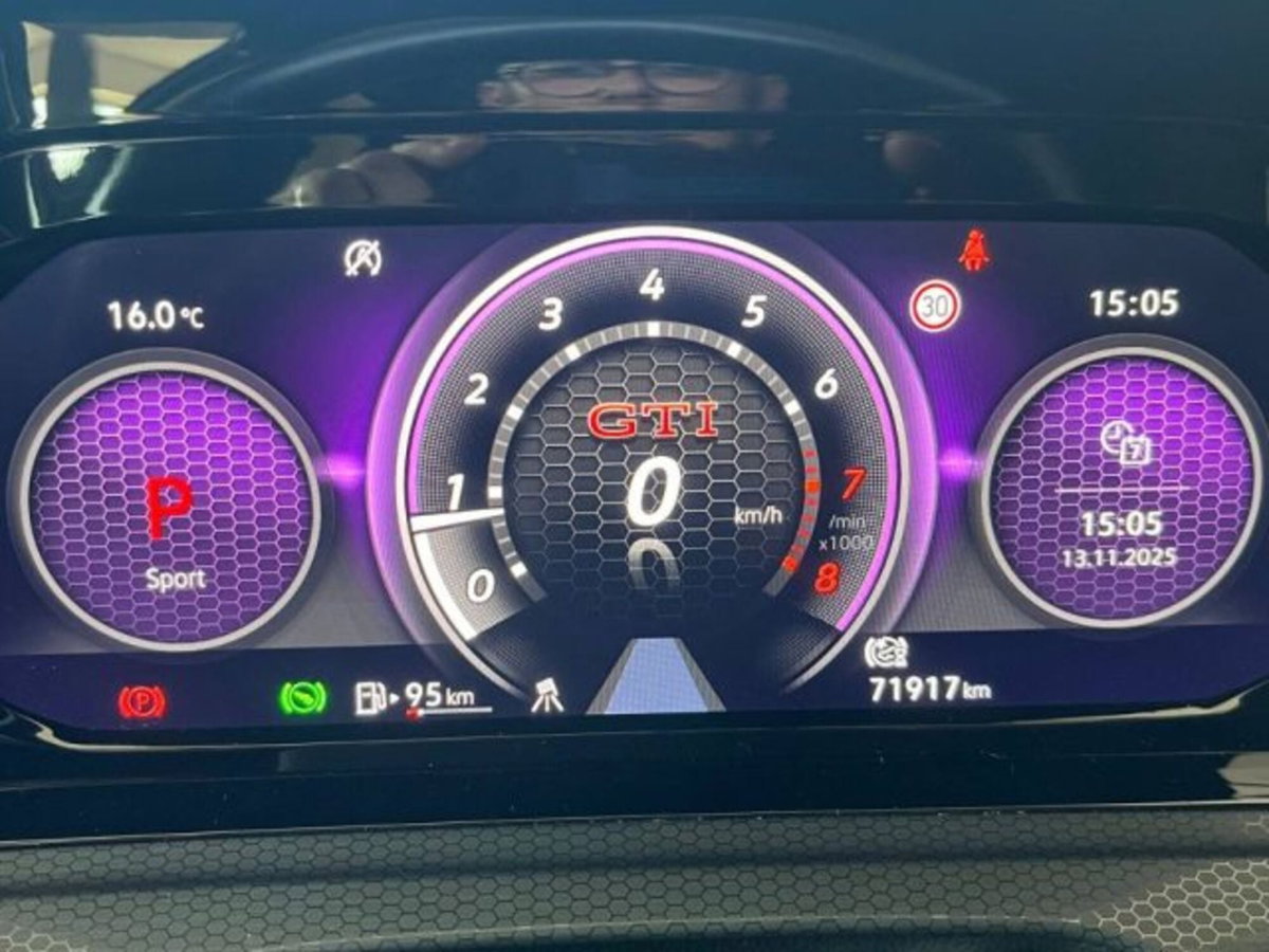 Volkswagen Golf 2.0 TSI GTI DSG (10)