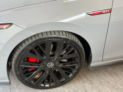 Volkswagen Golf 2.0 TSI GTI DSG (4)