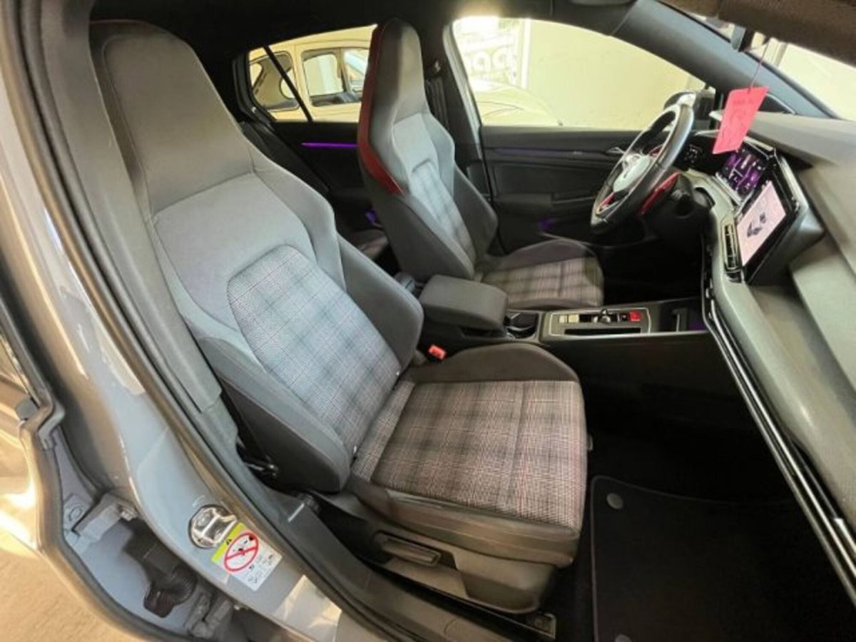 Volkswagen Golf 2.0 TSI GTI DSG (6)