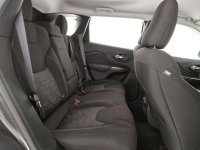 Jeep Cherokee 2.2 Mjt Longitude (18)