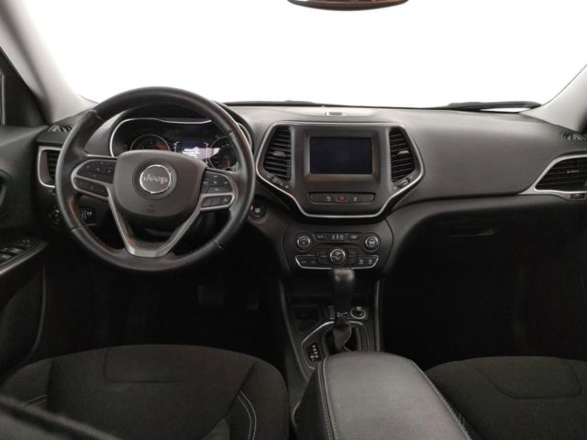 Jeep Cherokee 2.2 Mjt Longitude (8)