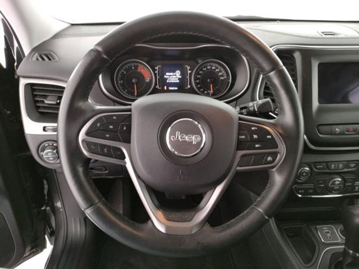 Jeep Cherokee 2.2 Mjt Longitude (9)