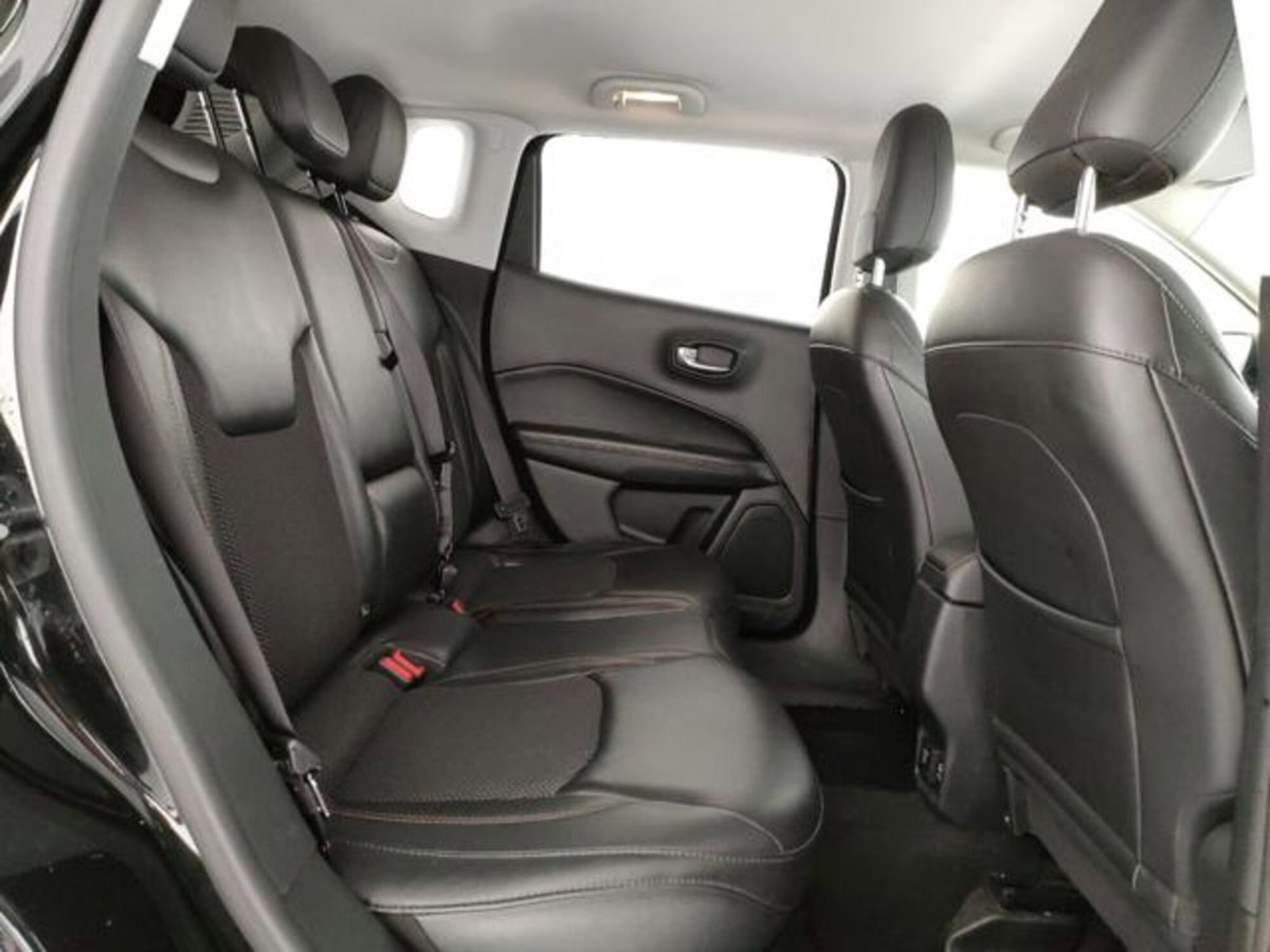 Jeep Compass 1.4 MultiAir 2WD Limited (17)