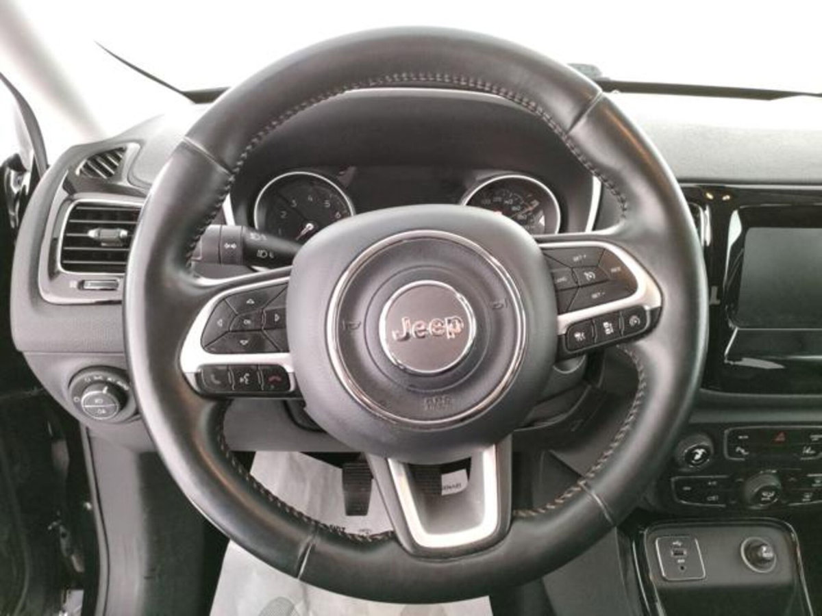 Jeep Compass 1.4 MultiAir 2WD Limited (9)