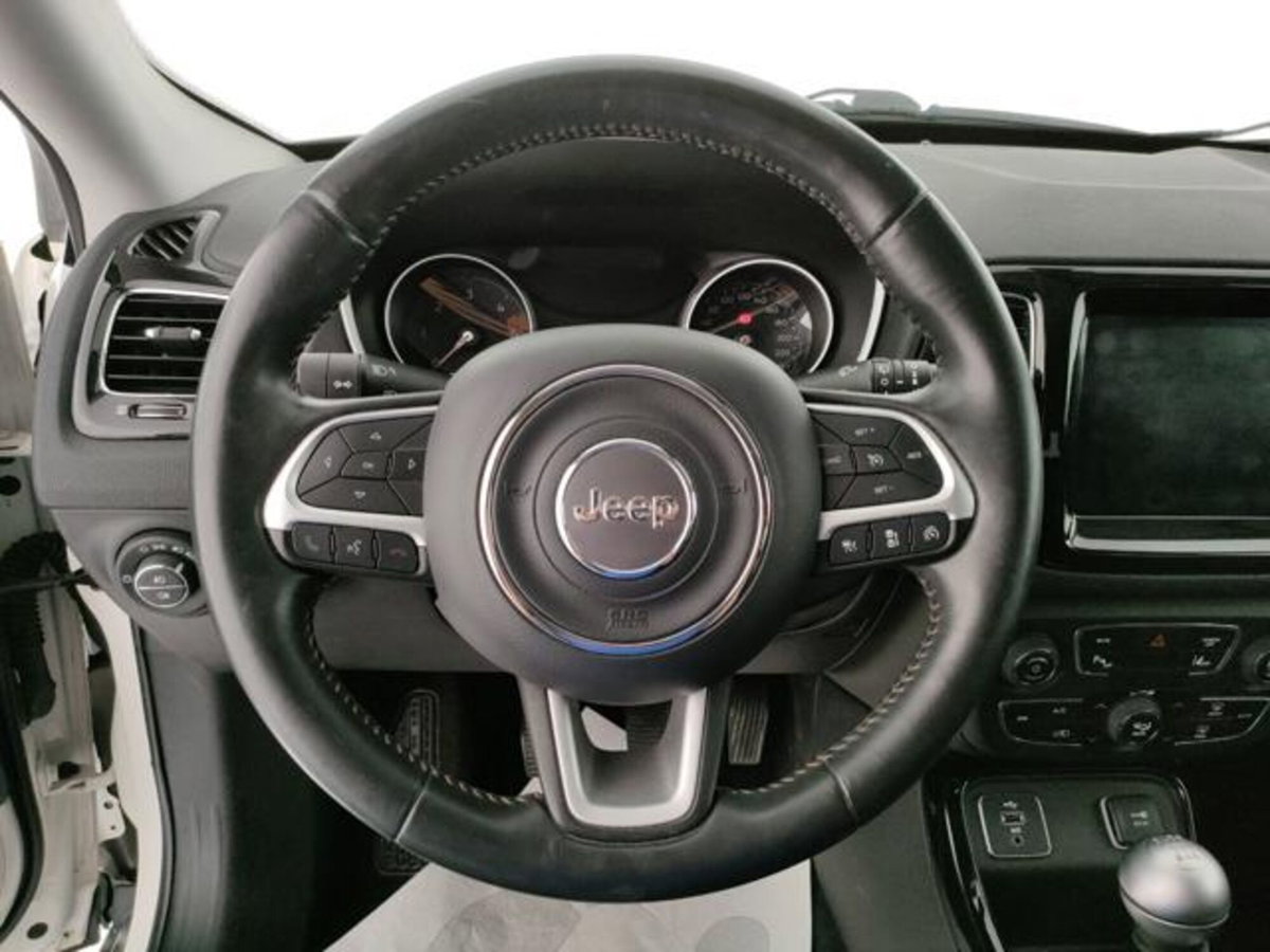 Jeep Compass 1.6 Multijet II 2WD Limited (9)
