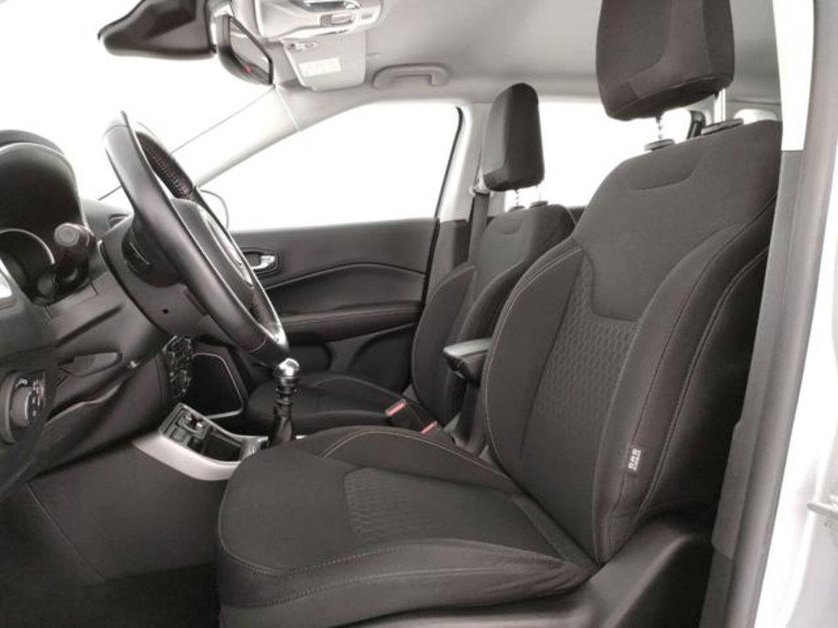 Jeep Compass 1.6 Multijet II 2WD Longitude (5)