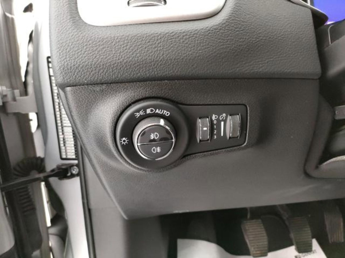 Jeep Compass 1.6 Multijet II 2WD Longitude (6)