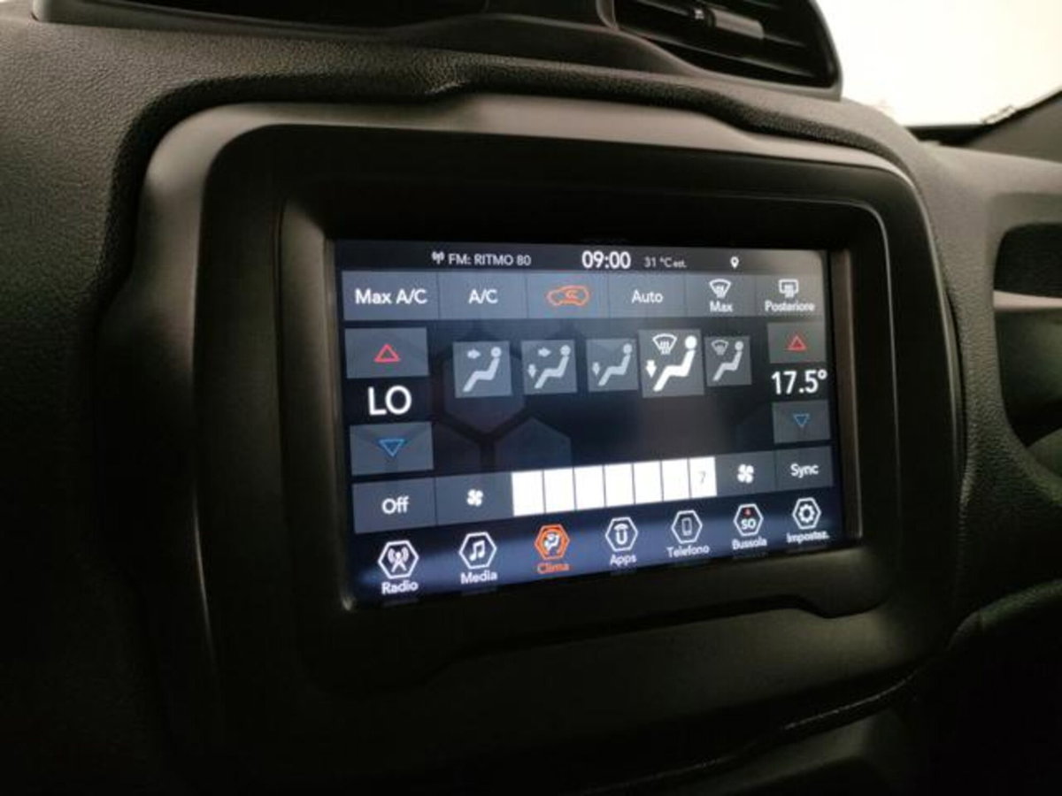 Jeep Renegade 1.6 Mjt 120 CV Limited (12)
