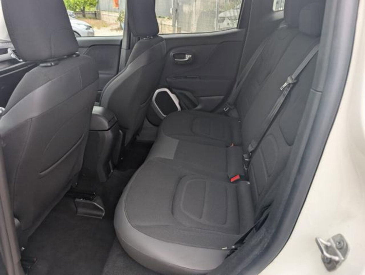 Jeep Renegade 1.6 Mjt 120 CV Limited (12)