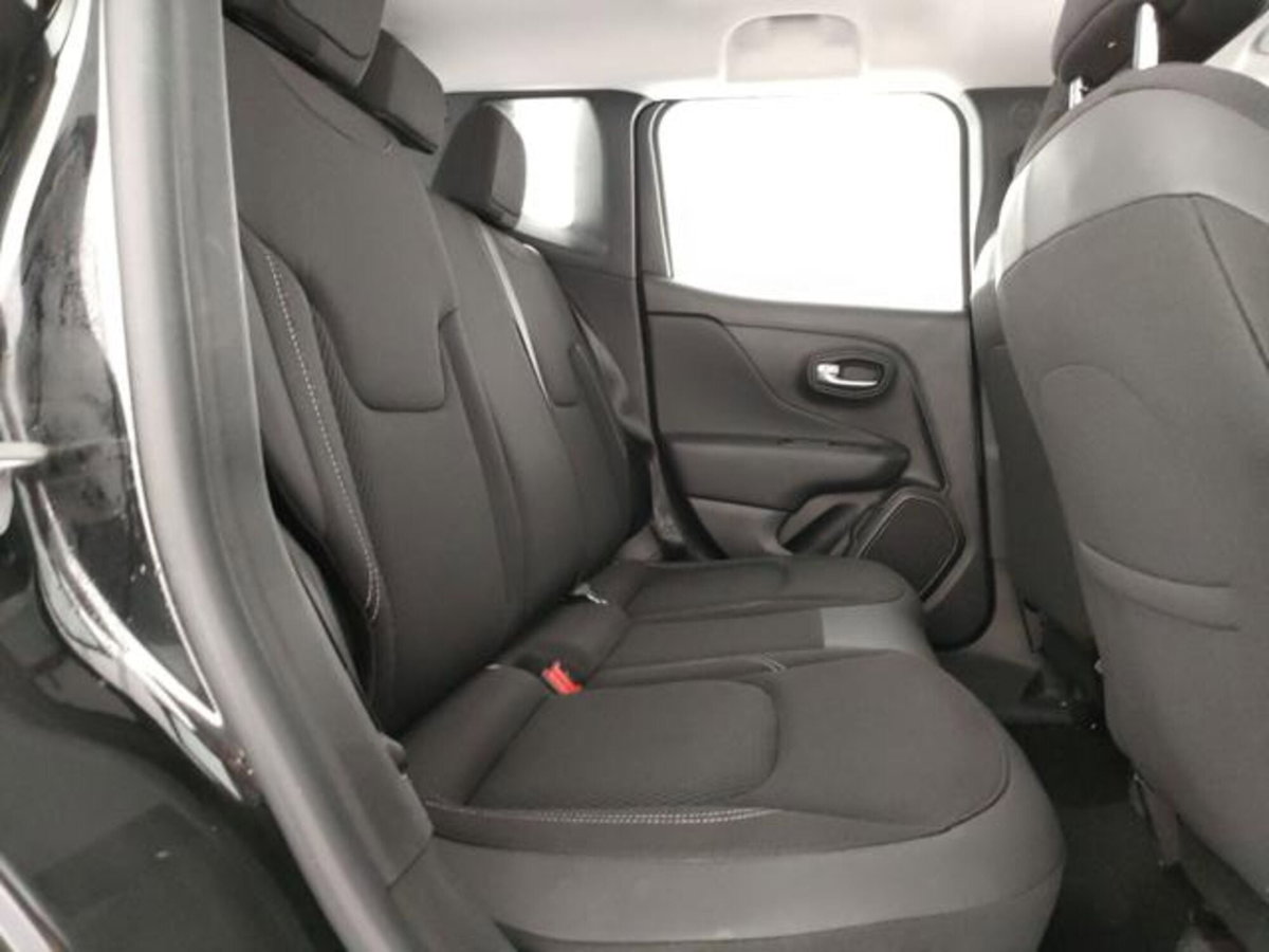 Jeep Renegade 2.0 Mjt 140CV 4WD Active Drive Limited (17)