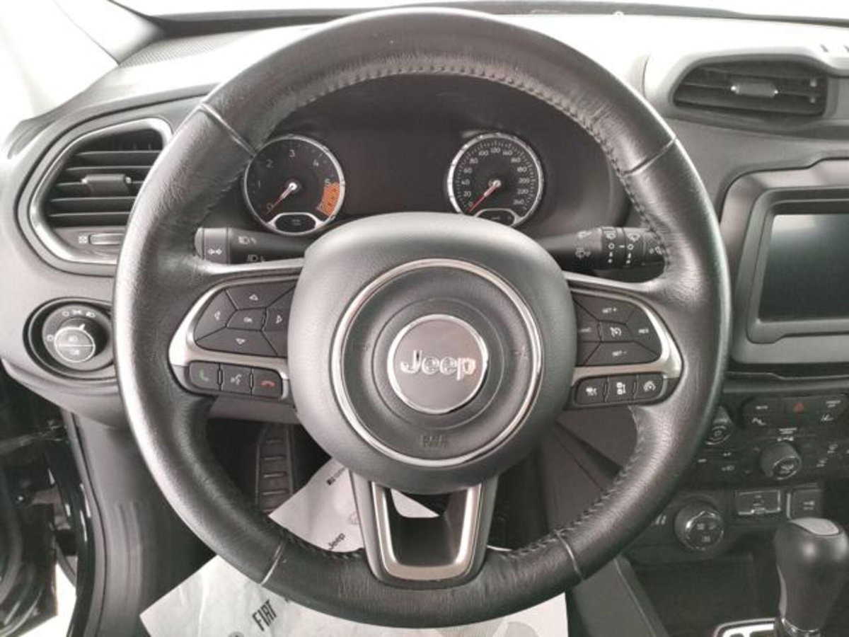 Jeep Renegade 2.0 Mjt 140CV 4WD Active Drive Limited (9)