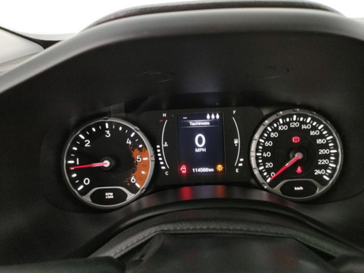 Jeep Renegade 2.0 Mjt 140CV 4WD Active Drive Longitude (17)