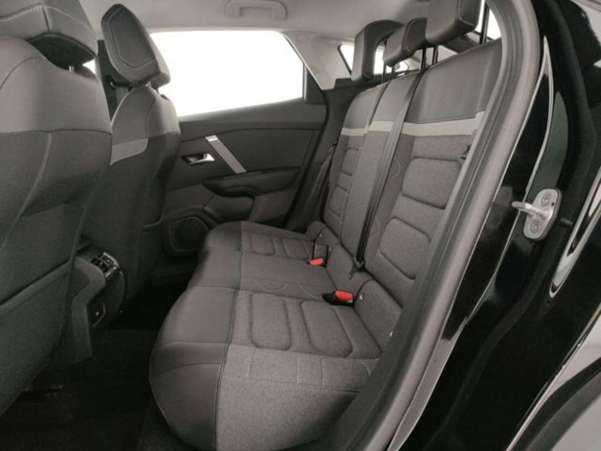 Citroen C4 BlueHDi 130 S&S EAT8 Feel Pack (19)