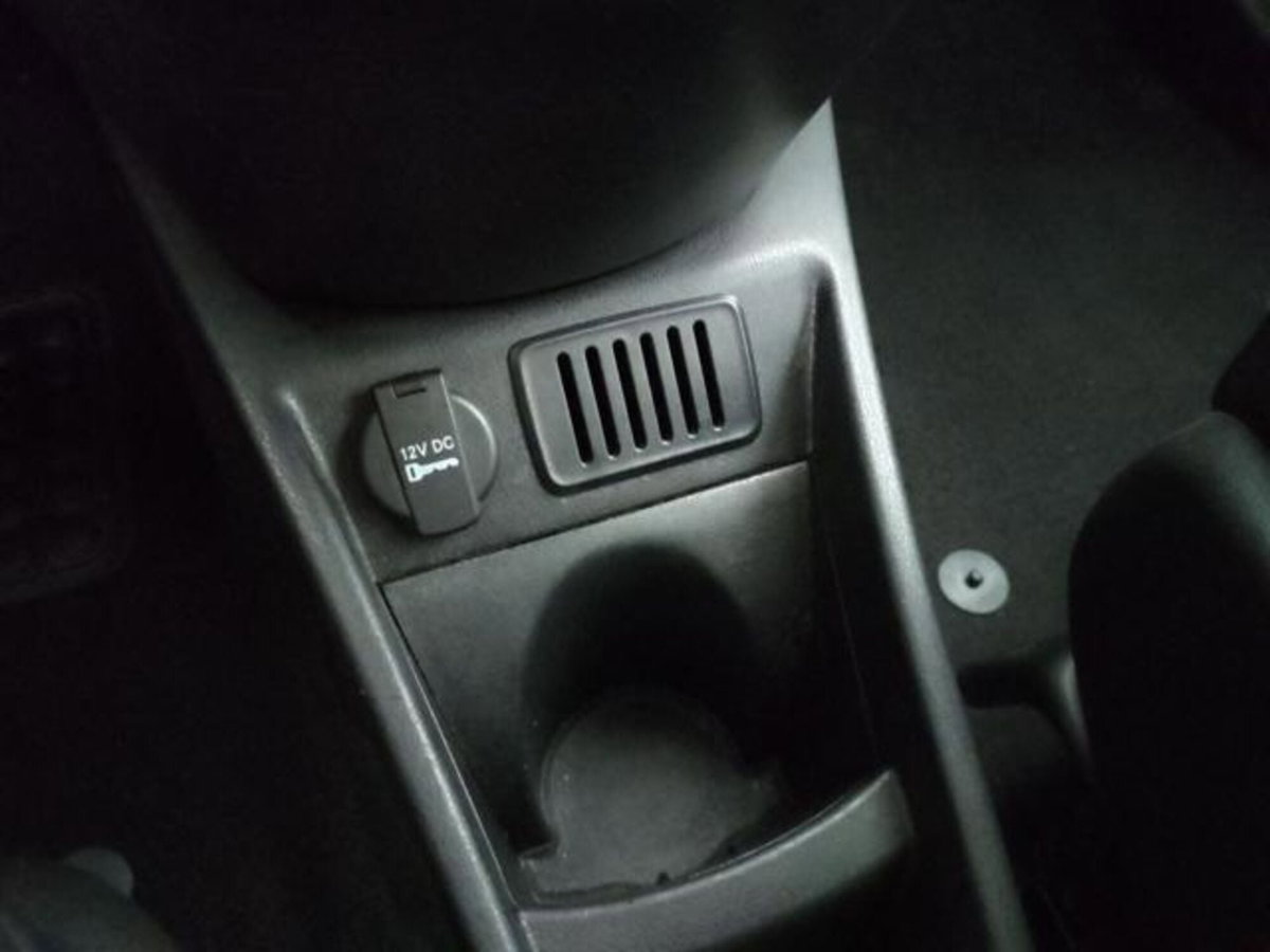 Lancia Ypsilon 1.0 FireFly 5 porte S&S Hybrid Ecochic Silver (9)