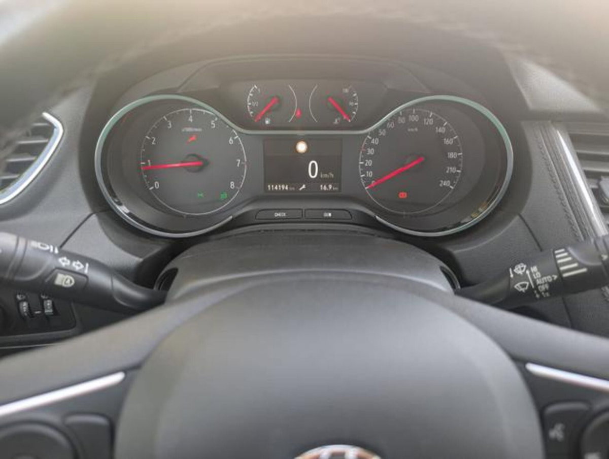 Opel Grandland X 1.5 diesel Ecotec Start&Stop Innovation (17)
