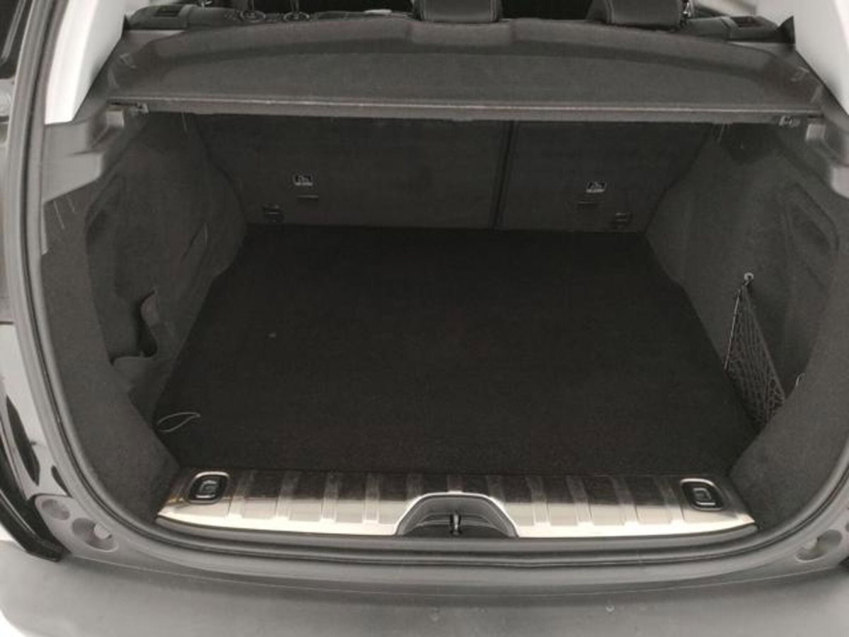 Peugeot 2008 VTi 82CV Allure (18)