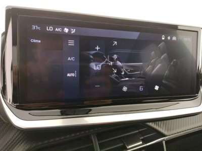 Peugeot 2008 PureTech 100 S&S Allure (12)