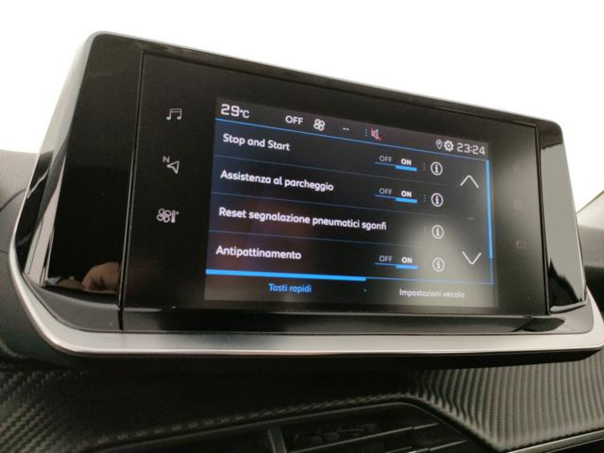 Peugeot 2008 BlueHDi 110 S&S Active Pack (13)
