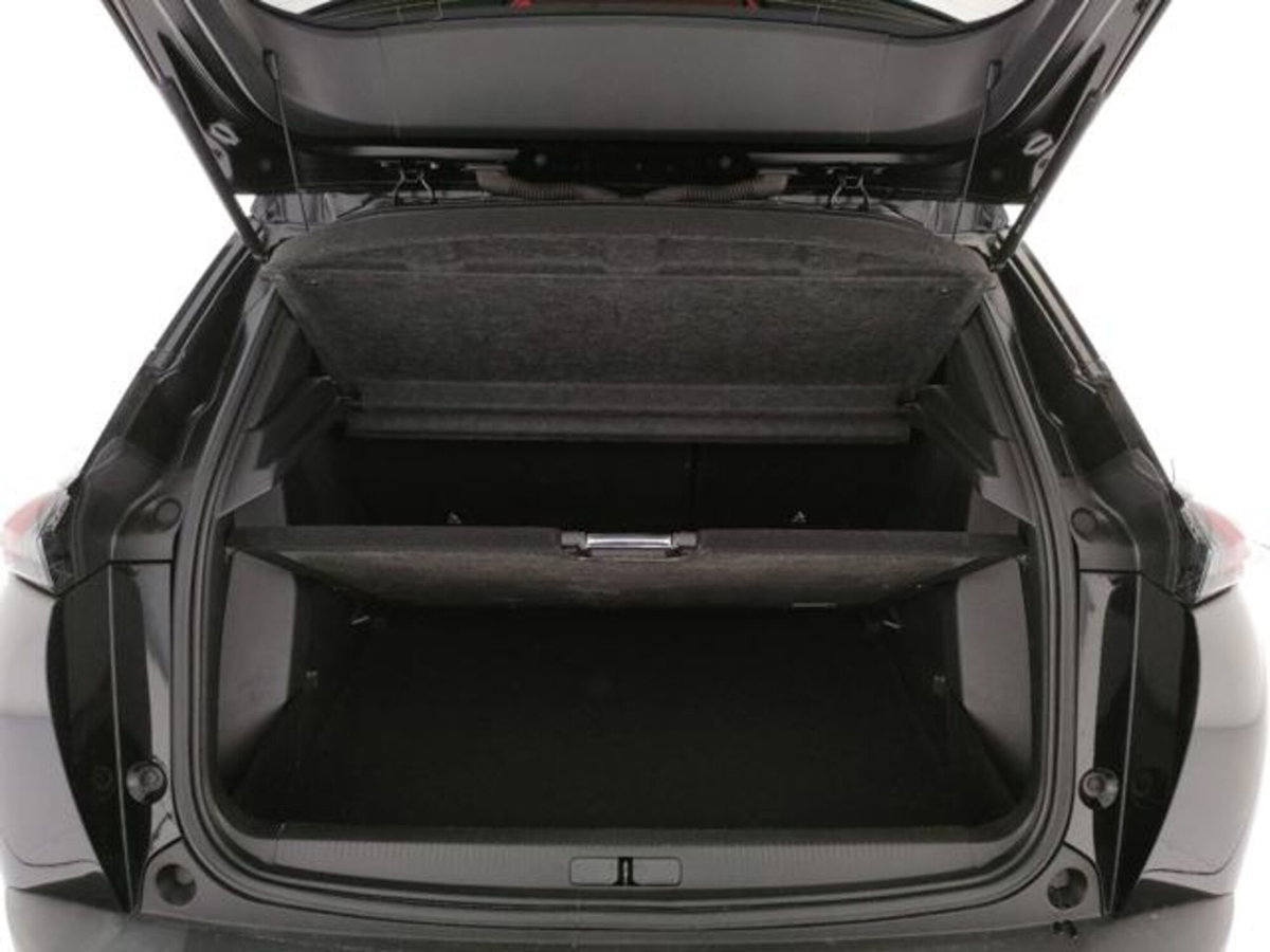 Peugeot 2008 BlueHDi 130 S&S EAT8 Allure Pack (20)