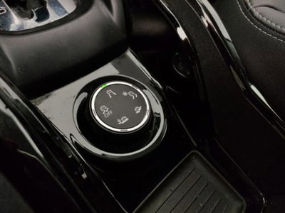 Peugeot 2008 120 EAT6 S&S Allure (16)