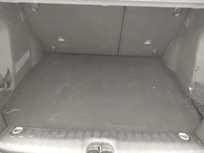 Peugeot 2008 120 EAT6 S&S Allure (20)