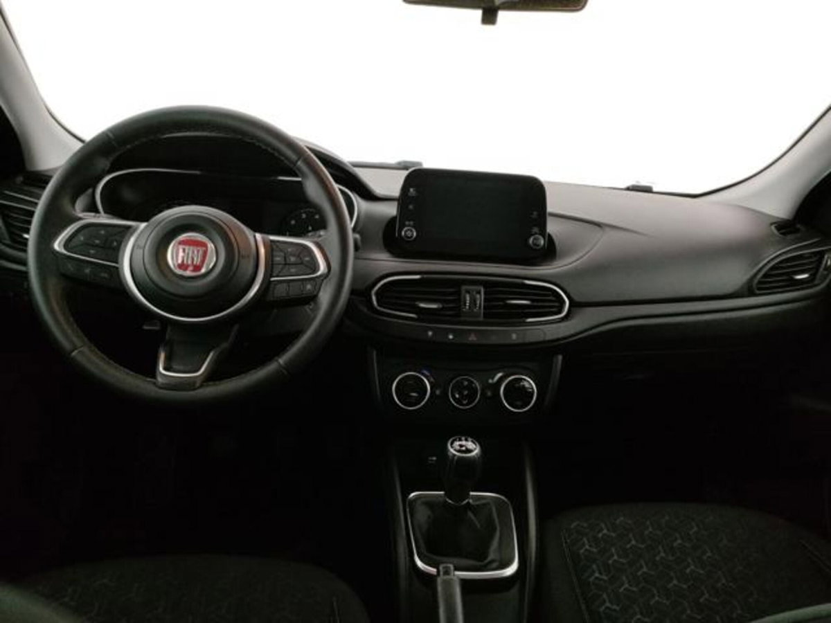 Fiat Tipo Tipo 5p 1.3 mjt Cross s&s 95cv (8)