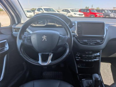 Peugeot 2008 100 Allure (10)