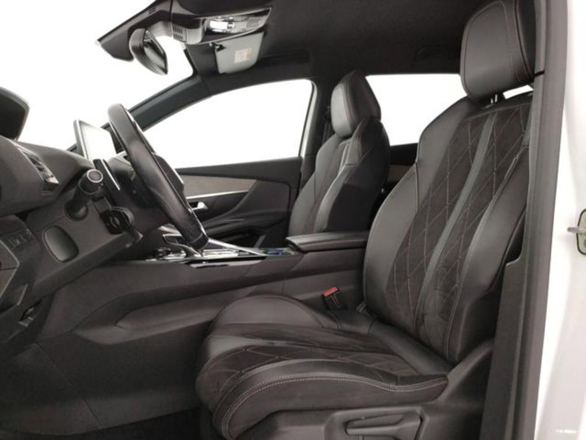 Peugeot 3008 BlueHDi 180 S&S EAT8 GT Pack (5)