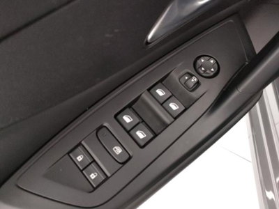 Peugeot 308 PureTech Turbo 130 S&S Allure Pack (19)